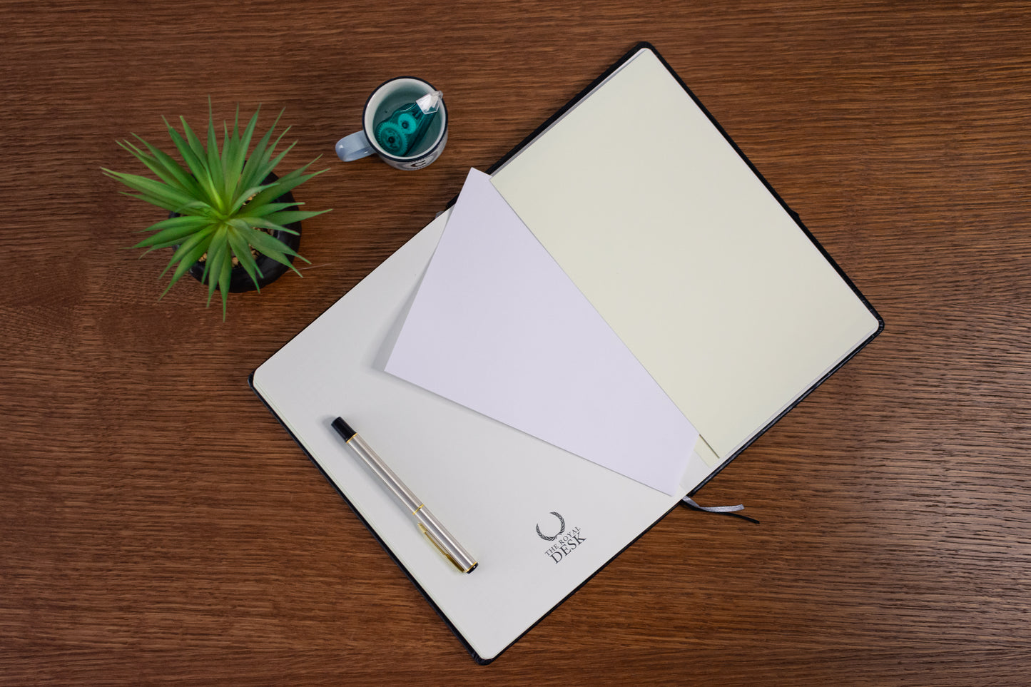 Punti 250 – Libreta B5 punteada con índice y caja regalo