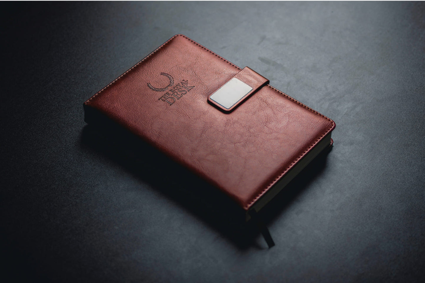 Agenda THE ROYAL DESK