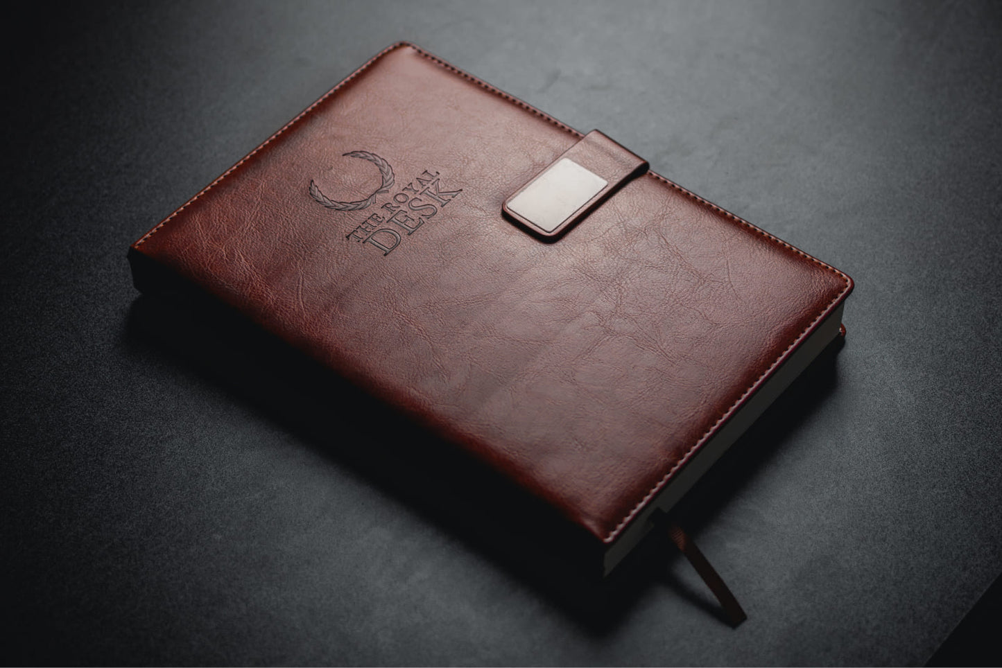 Agenda THE ROYAL DESK
